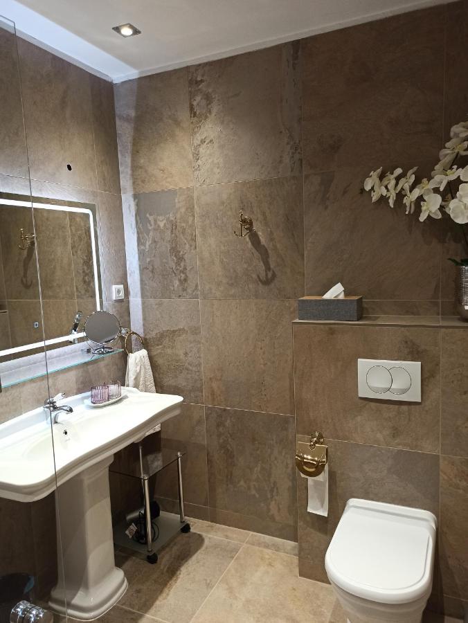 Apartment Adriaapart Vip Sukosan
